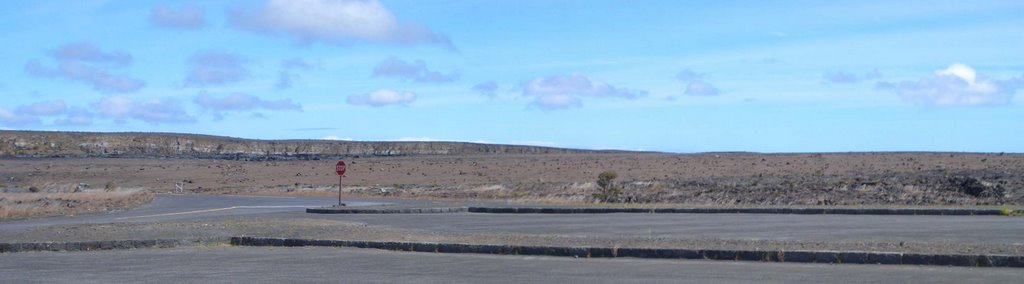 Hawaii Volcanoes National park by lalara