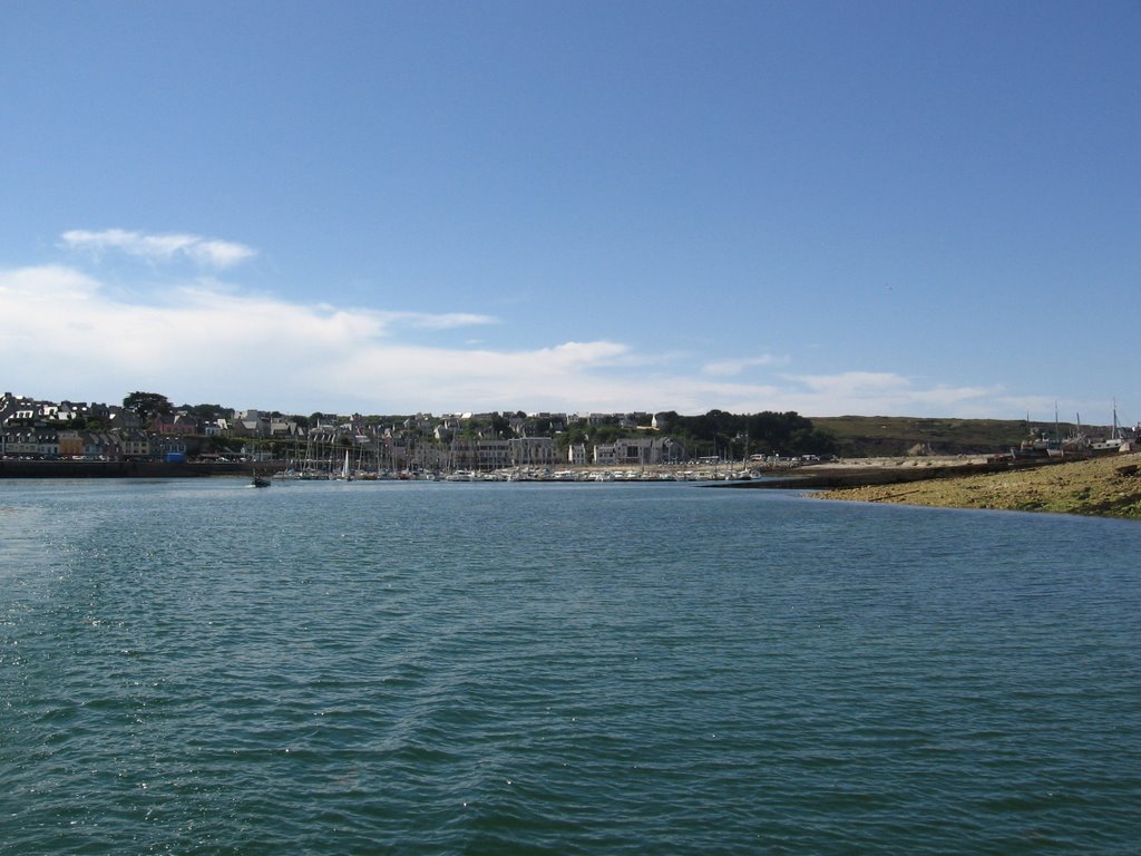 Camaret-sur-mer: port / harbour by pingwi