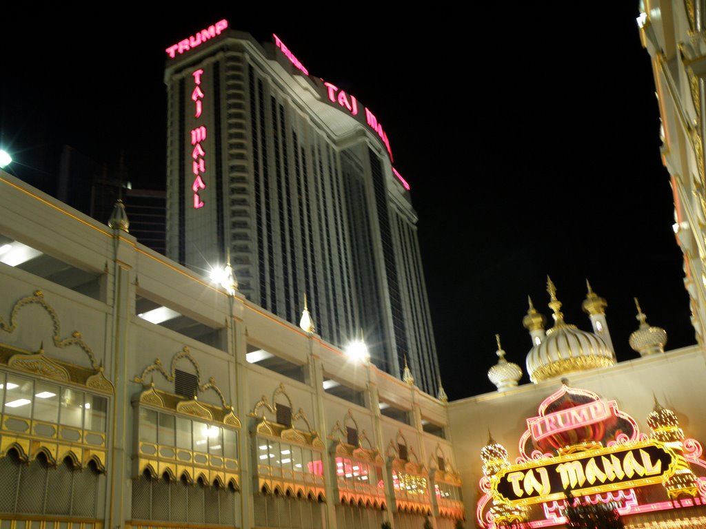 TAJ MAHAL at Atlantic City NJ. by Nasir Uddin