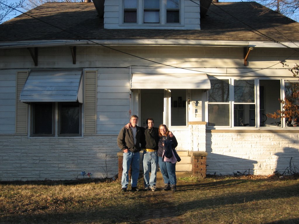 Moving Jesse to SIU - in front of his house by jeremy_seuring