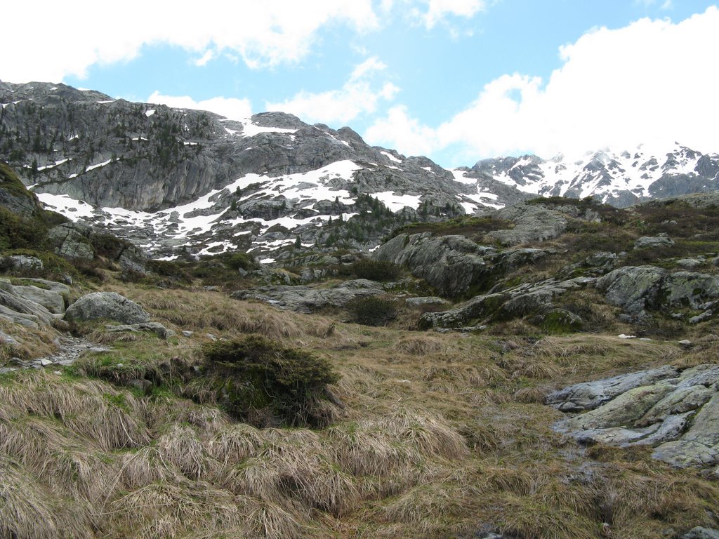 La Thuile, verso il Rifugio Deffeyes by FraBon