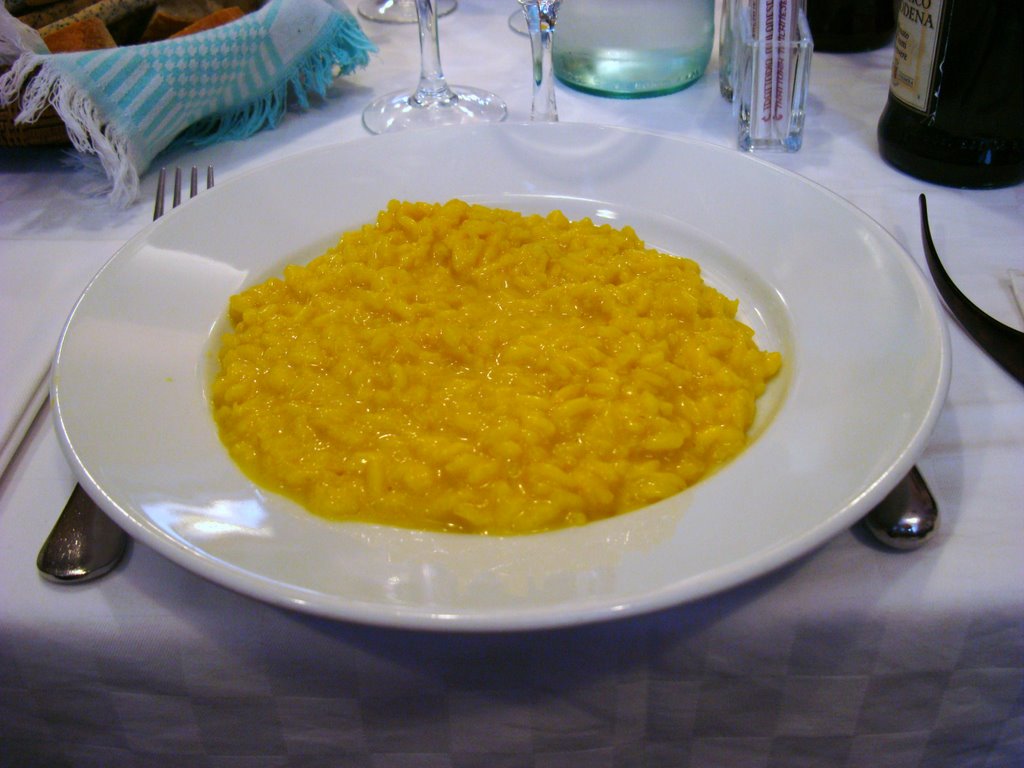 Risotto alla milanese...ma a Milano! by Antonio Ferrante