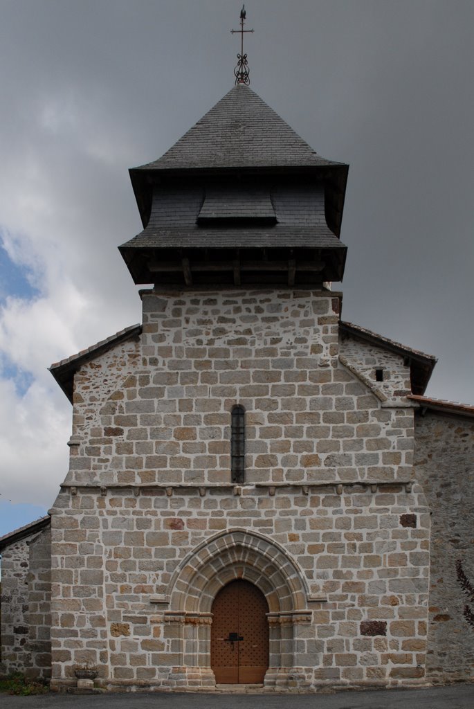 Chéronnac : église romane 11è siècle, agrandie au 13è by macrobert