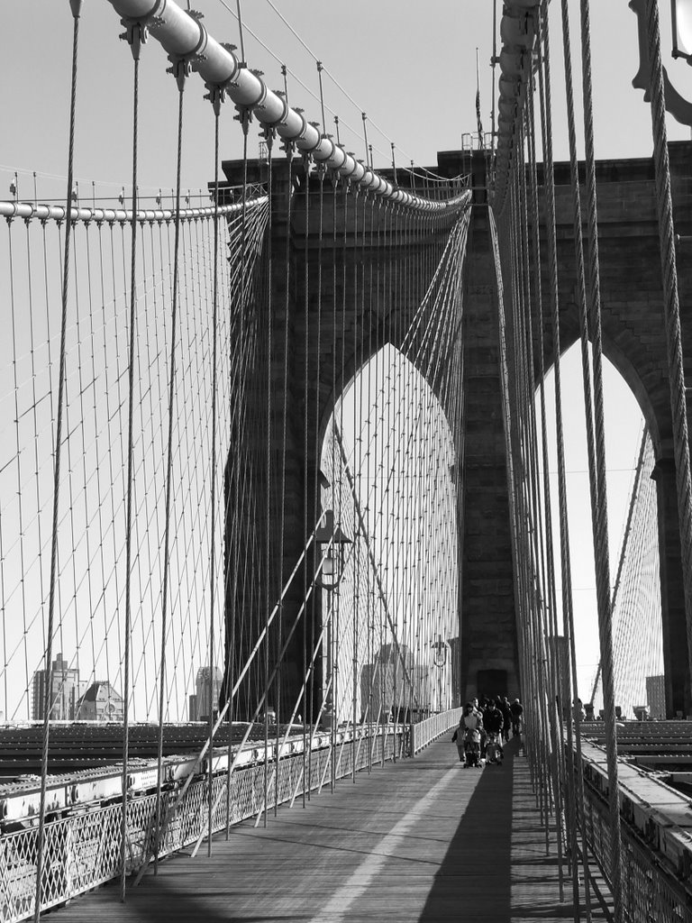 Brooklyn Bridge by Irak Perez.