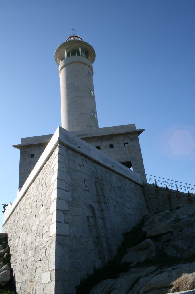 Faro de Punta Nariga, Malpica de Bergantiños by gsoneira