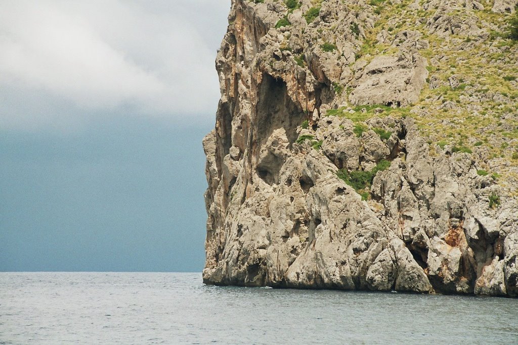 Sa Calobra Mallorca Spain by Lasse Carlson