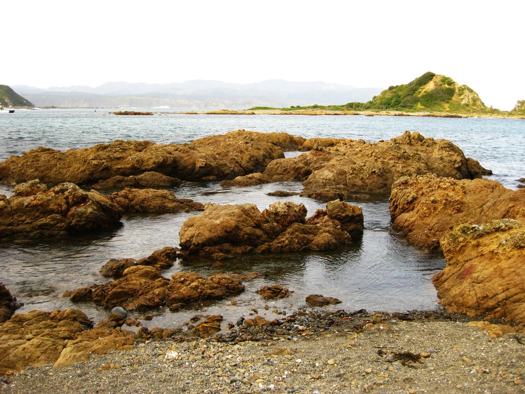 Island Bay by Geng Ming ze耿铭泽Aaron