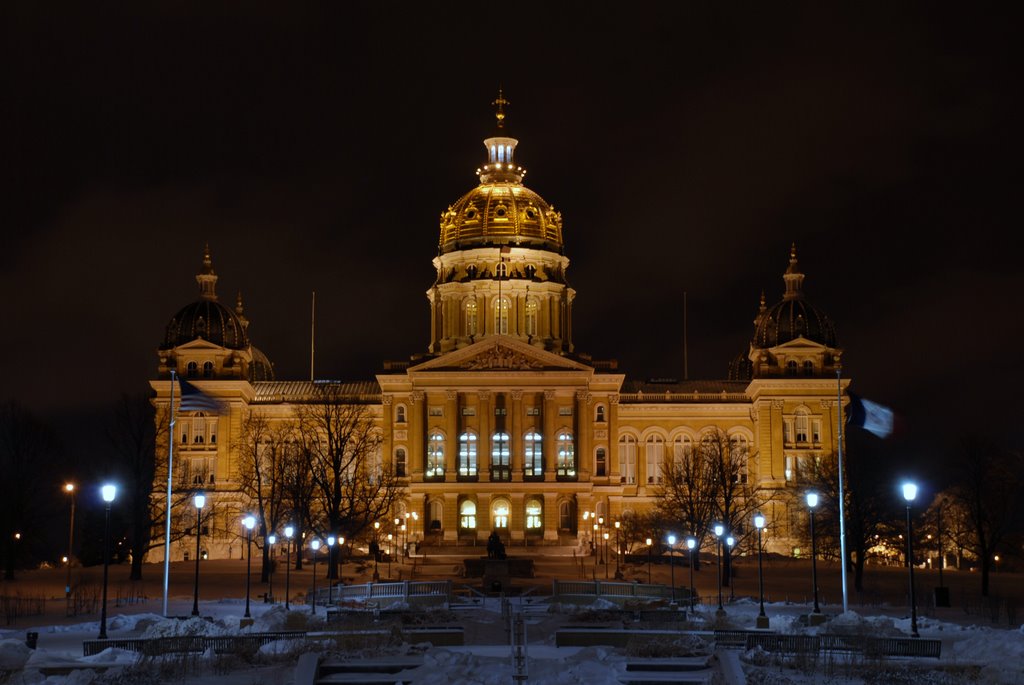 State Capitol, Des Moines, IA by cwwycoff