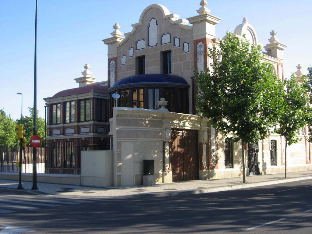 Casa de los Solans - Zaragoza by Tomas Fuster