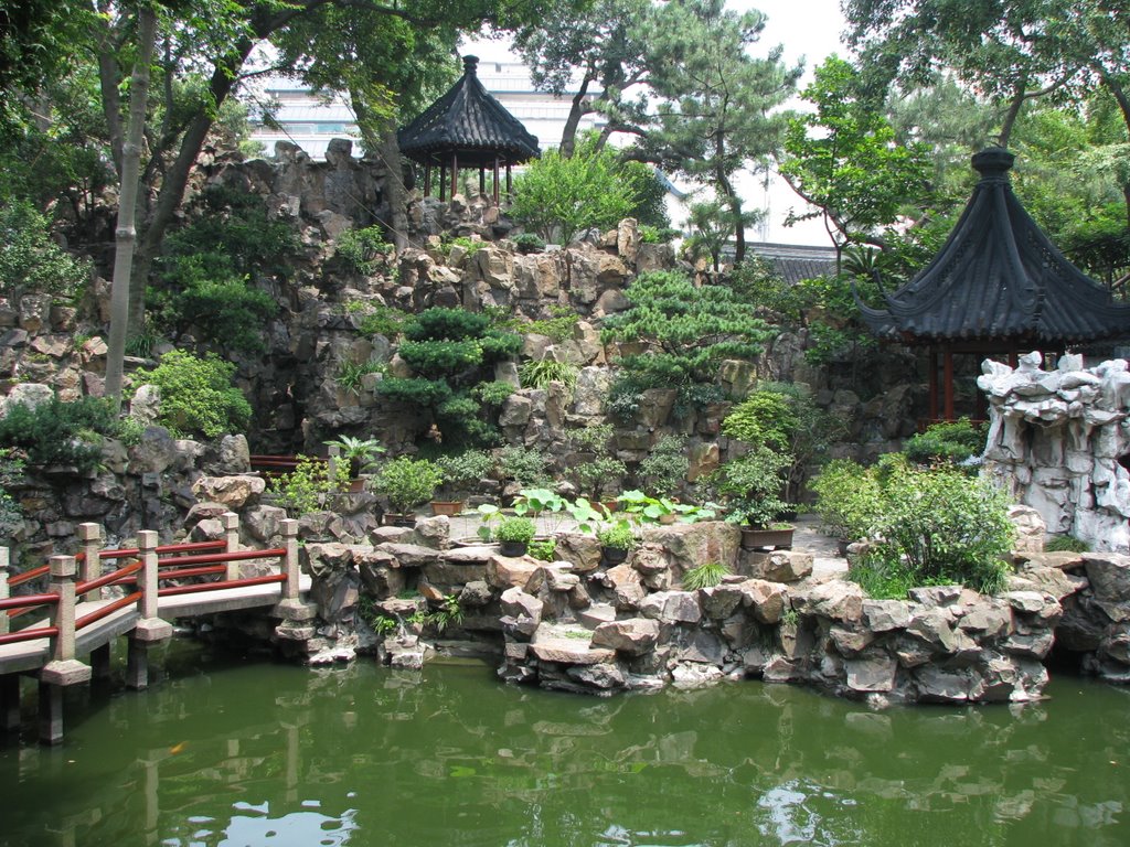 Yu Yuan Garden 3 by Johannes Pollak