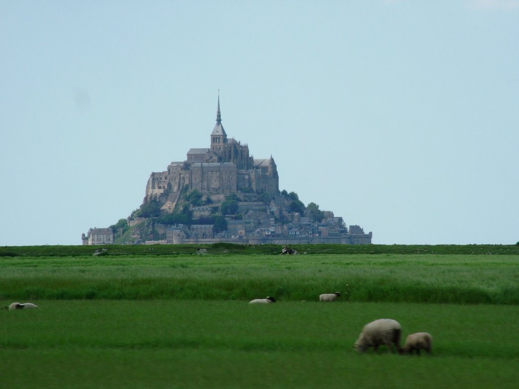 Mont Saint-Michel by The Pumkin King