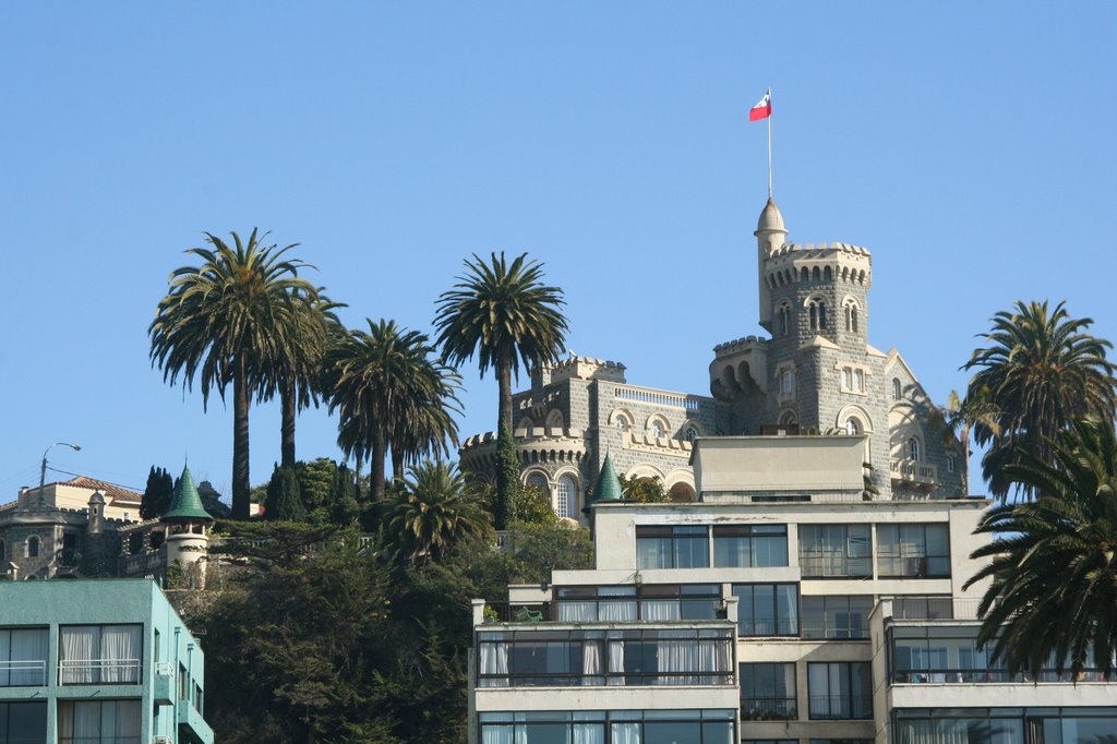 Castelo Brunet no Cerro Castillo by M. G. Torres Portol1…