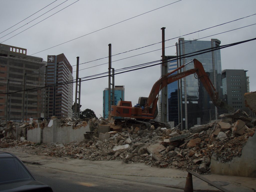 Obras Shopping Vila Olimpia by Jorge Abu Jamra