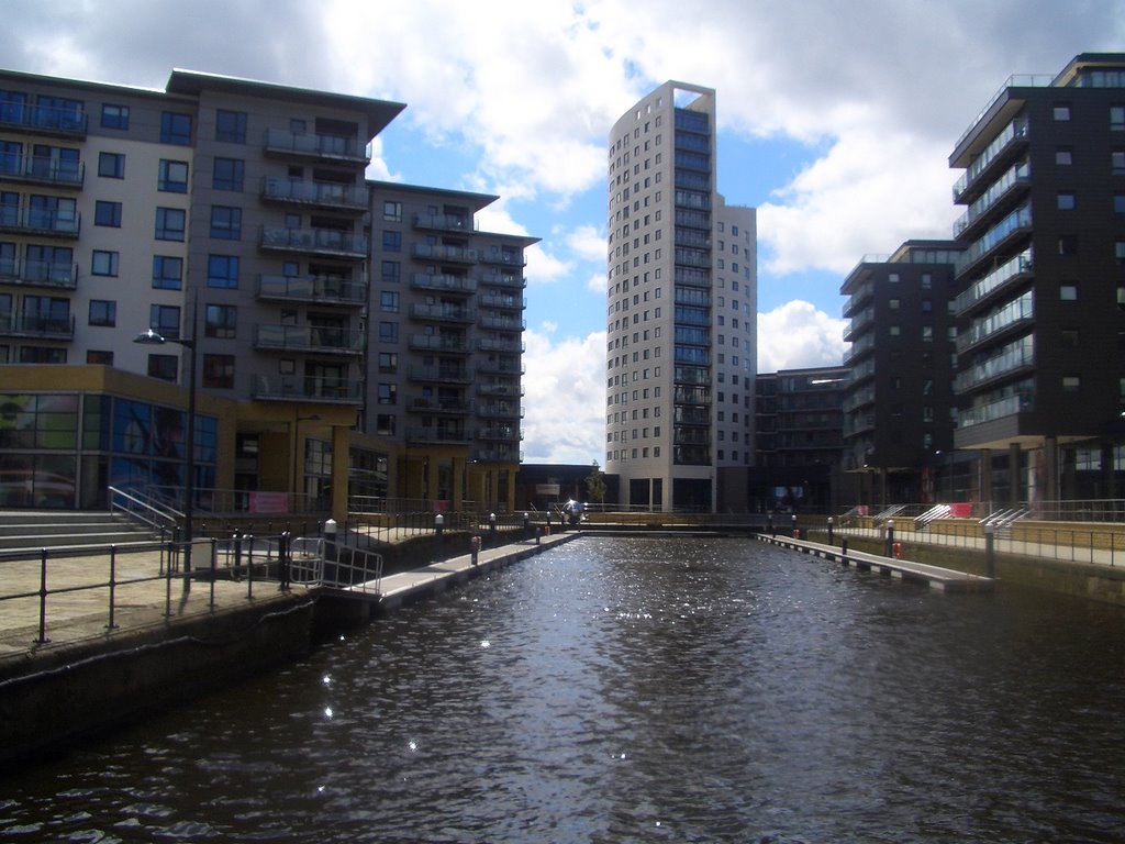 Clarence Dock, Leeds by andoni b.