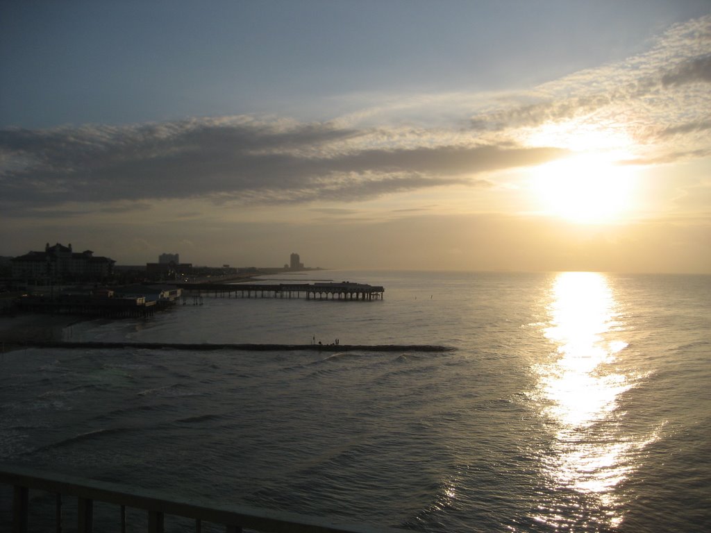 Good Morning Galveston ! by deek50