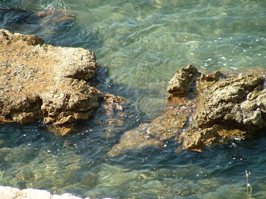 Rocks from Santa Lucia by Colin Hamilton