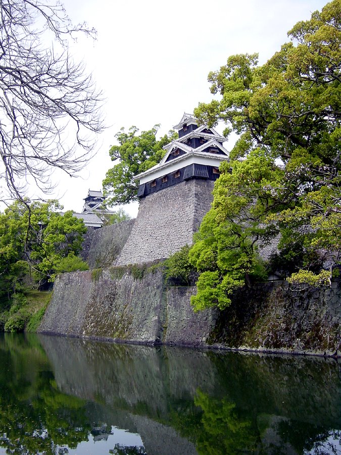 Kumamoto castle by JR Pahlano DAUD