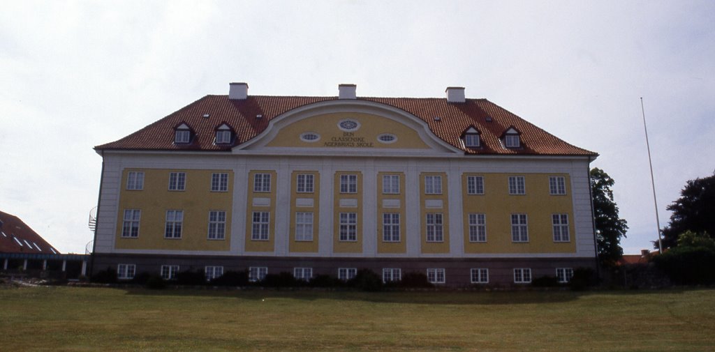 Alte Landwirtschaftsschule von Johan Frederik Classen auf Falster - Næsegård bei Stubbekøbing - Classens agerbrugskole på Falster i næsgård - mod østersøen by PetraStoll