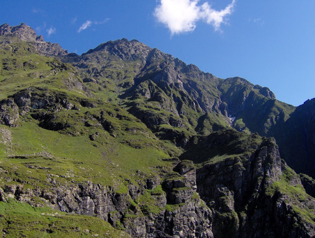 Sentiero verso Rifugio Curò by Nuvolarossa