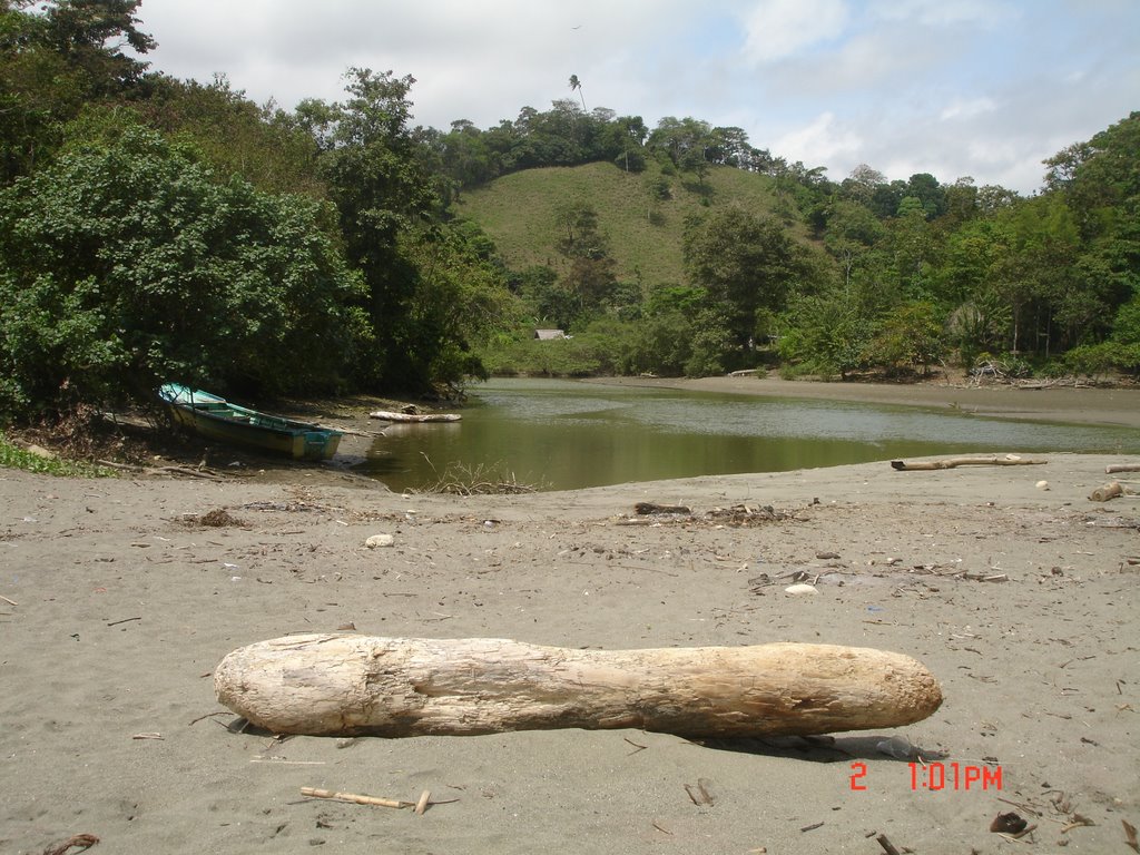 Playa de Estero de Platano by Ivan Boada