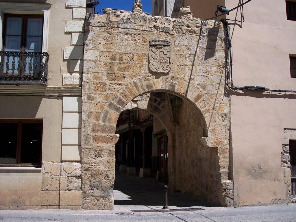 Puerta muralla by Onofre Pascual