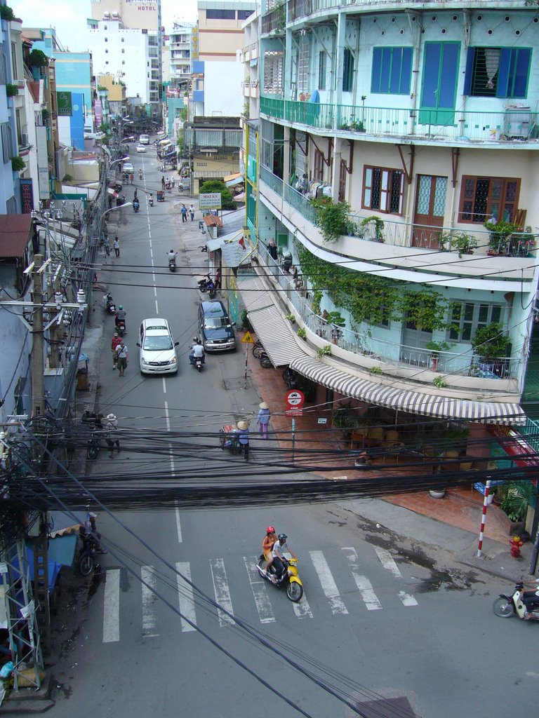 Ngã ba Bùi Viện - Cống Quỳnh by giabaophuc