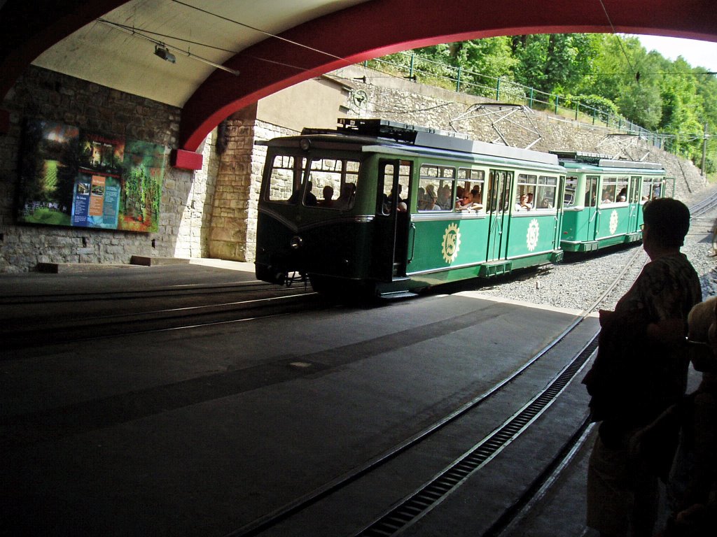 Zahnradbahn zum Drachenfels by Heinz Gansweidt