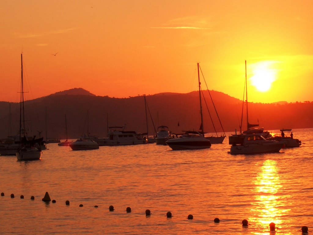 Sonnenuntergang in Santa Ponsa by Don Gerard