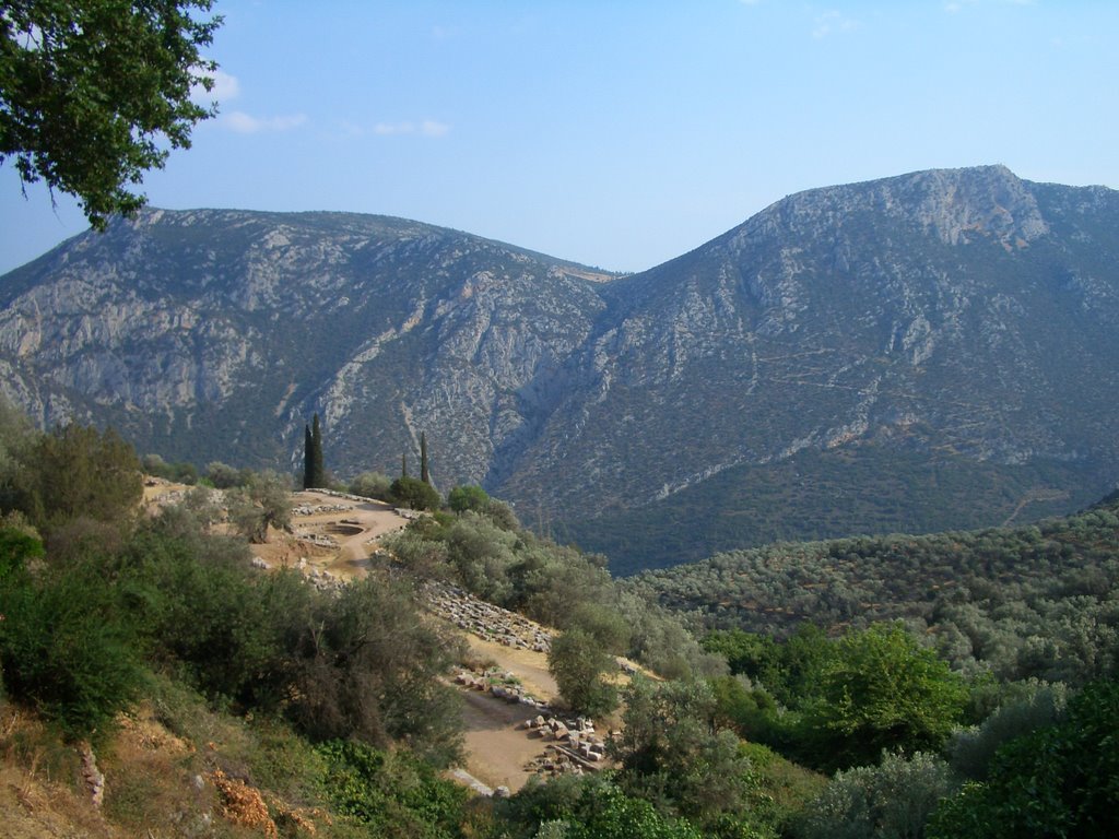 Stadium Delphi by Andrew Pickles