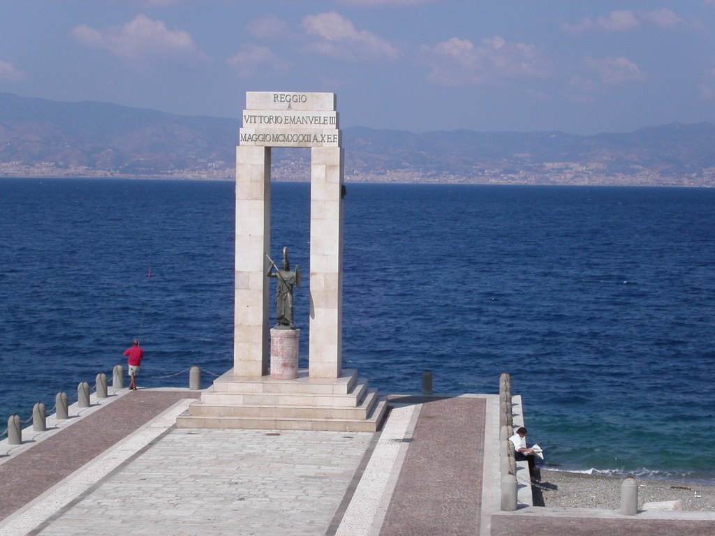 Reggio Calabria, monumento a Vittorio Emanuele by Piero1975