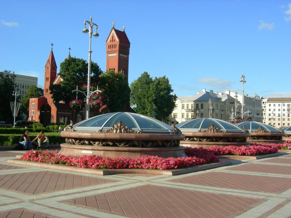 EKB_Minsk independent square by esra kislal