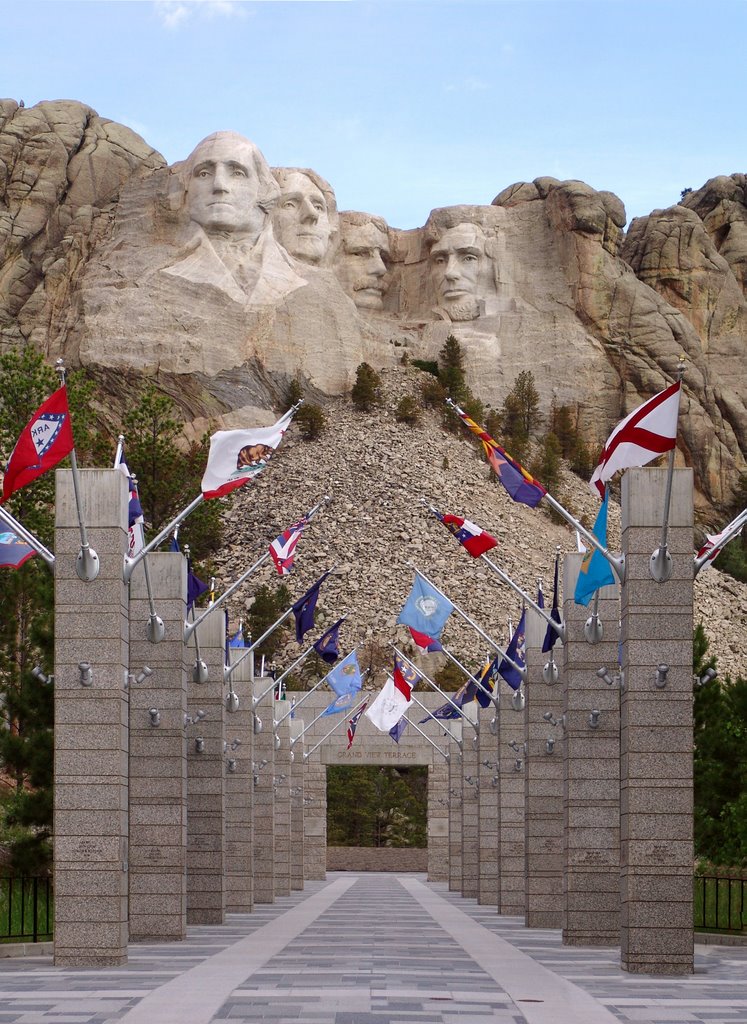 Mount Rushmore by Philip LOUP