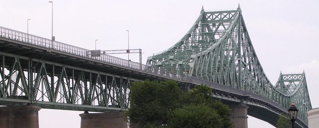 Pont Jacques Cartier by bigadin