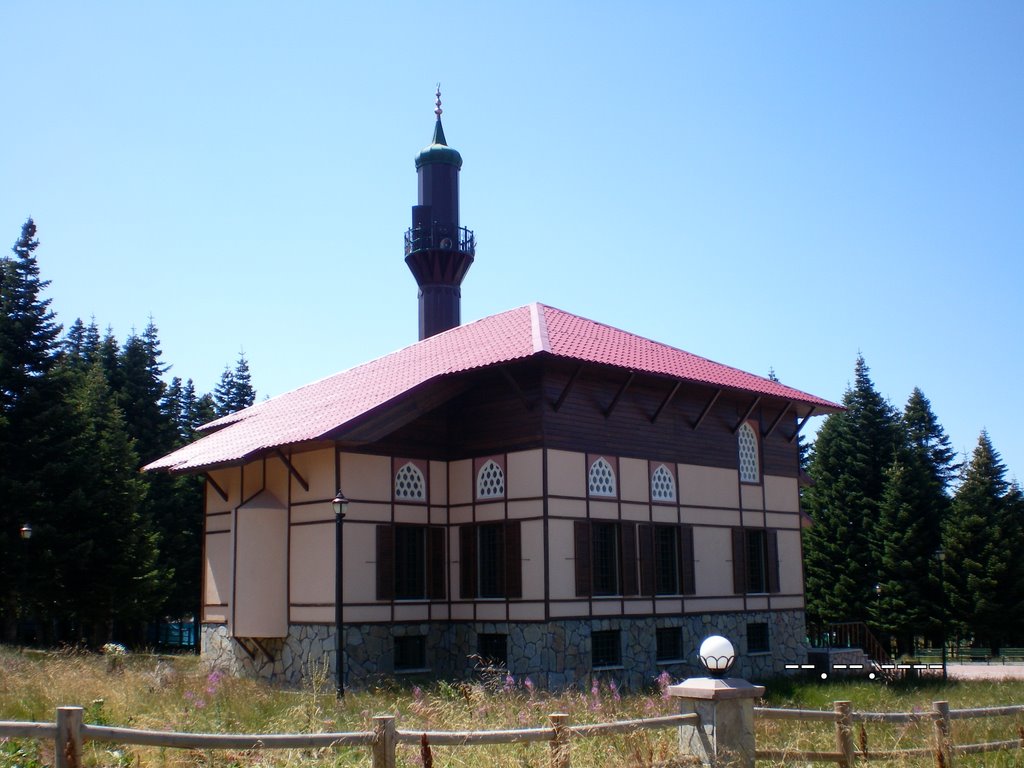 Çobankaya Camii (Uludağ) by ibrahim yürekli