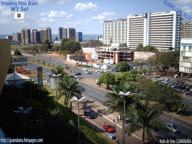 Setor Comercial Sul - Visto da Praça de Alimentação do Pátio Brasil by Rodrigo S. Gomes