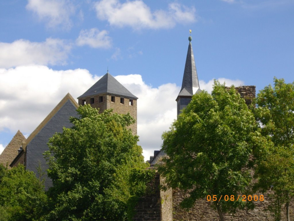 Blick zum Turm by Englert Oswin