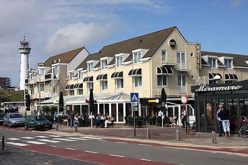 Typical Dutch town @ the coast by Zwoerdkop