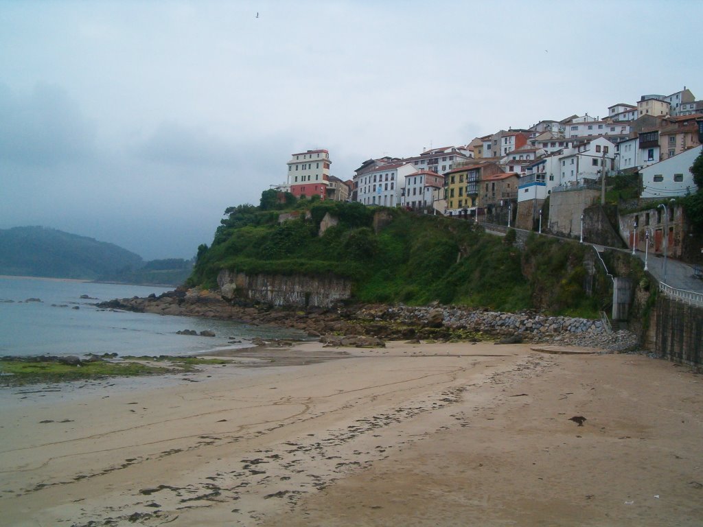 Lastres by evapadi