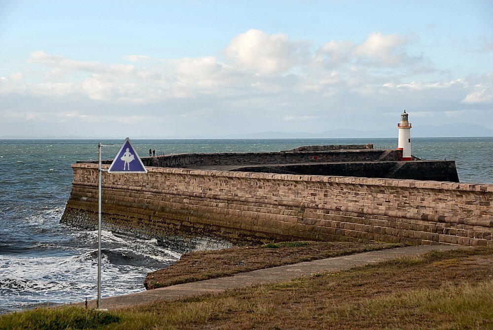 Windy Cliffs by David Humphreys