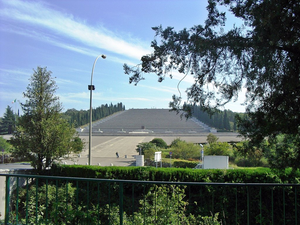 Cimitero di Redipuglia (Gorizia) by Giovanni Ceconi