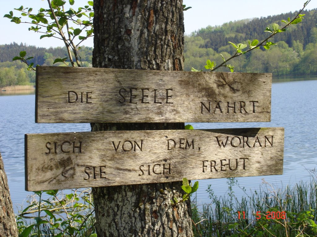 Die Seele nährt sich.. by Rissler