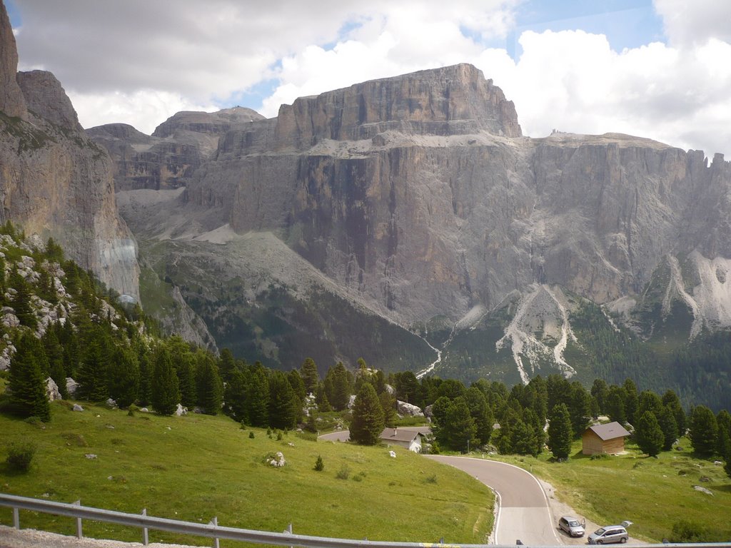 Passo Gardena, July 2008 by Thomas58