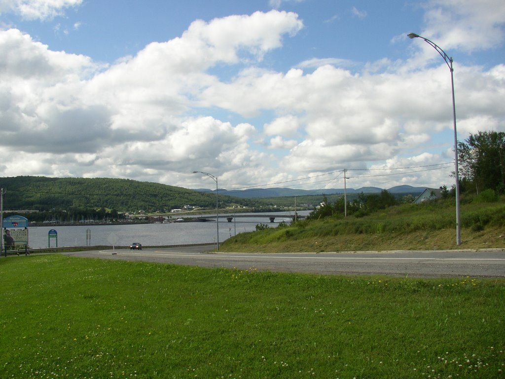 Gaspé, Quebec by Victor Matthews