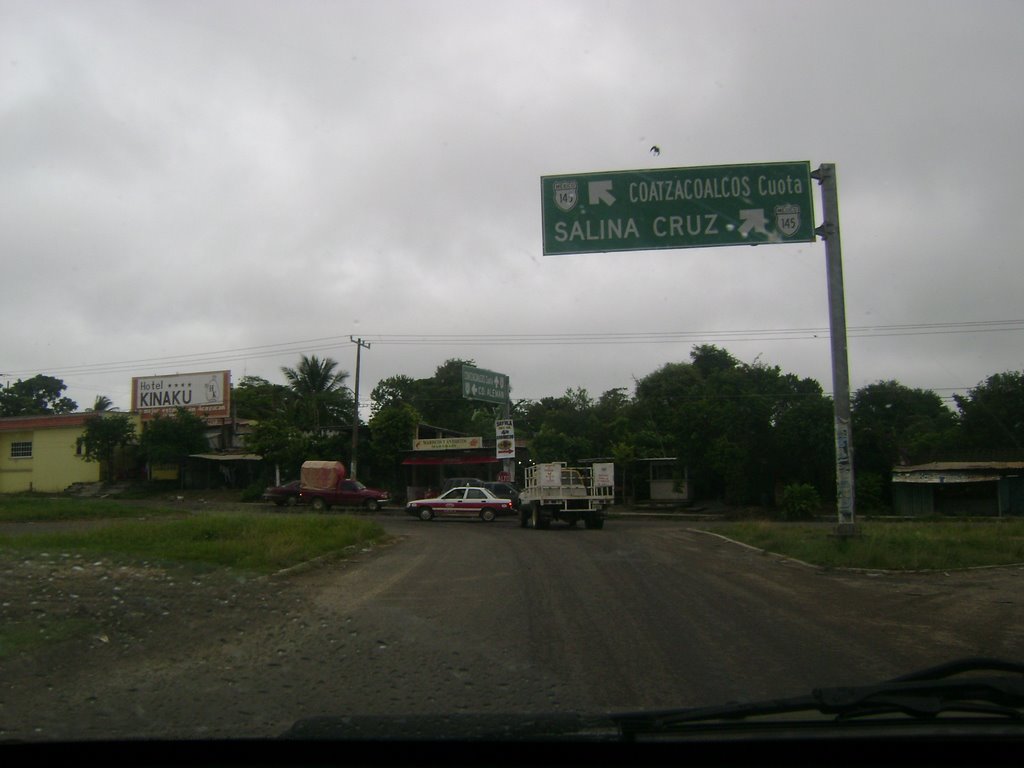 ENTRONQUE DE LA CARRETERA COATZACOALCOS-SALINACRUZ by HEBERT68