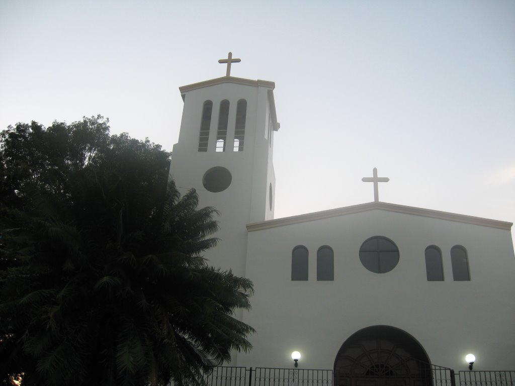 Centro Parroquial Nuestra Señora Del Carmen, west side, main entrance, August 2008 by Glenn M. Harden