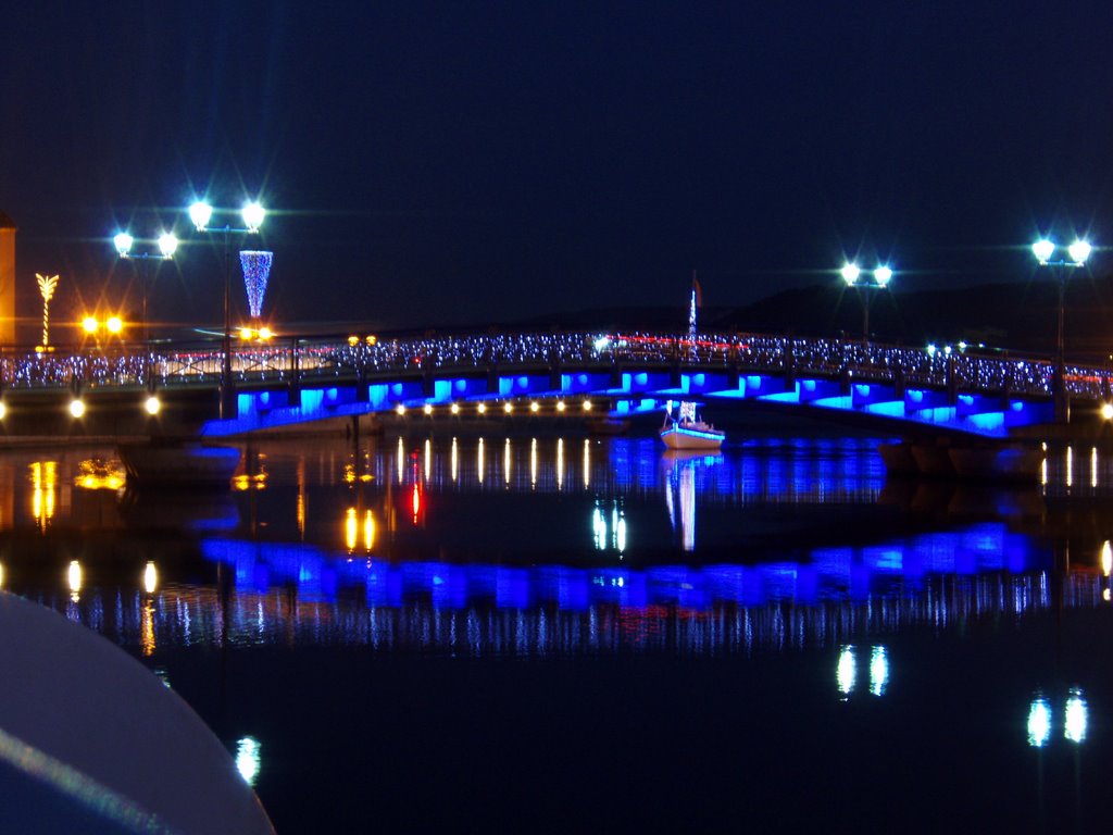 Ponts de nuit by avengarde