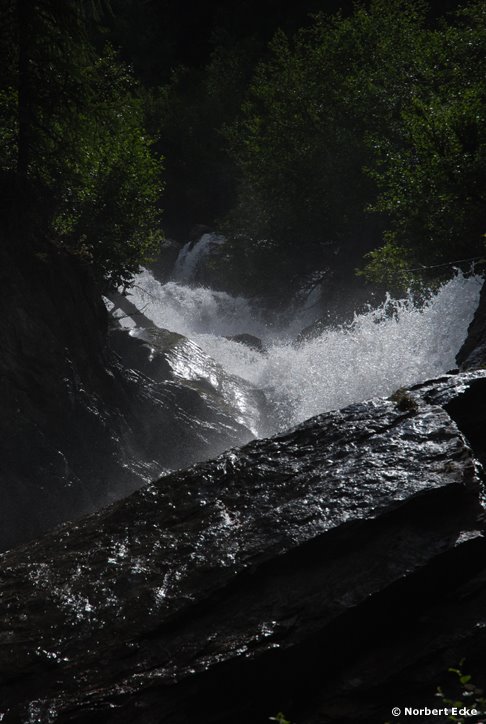 Wasserfall Zufrittsee (Martelltal) by norbert_hb