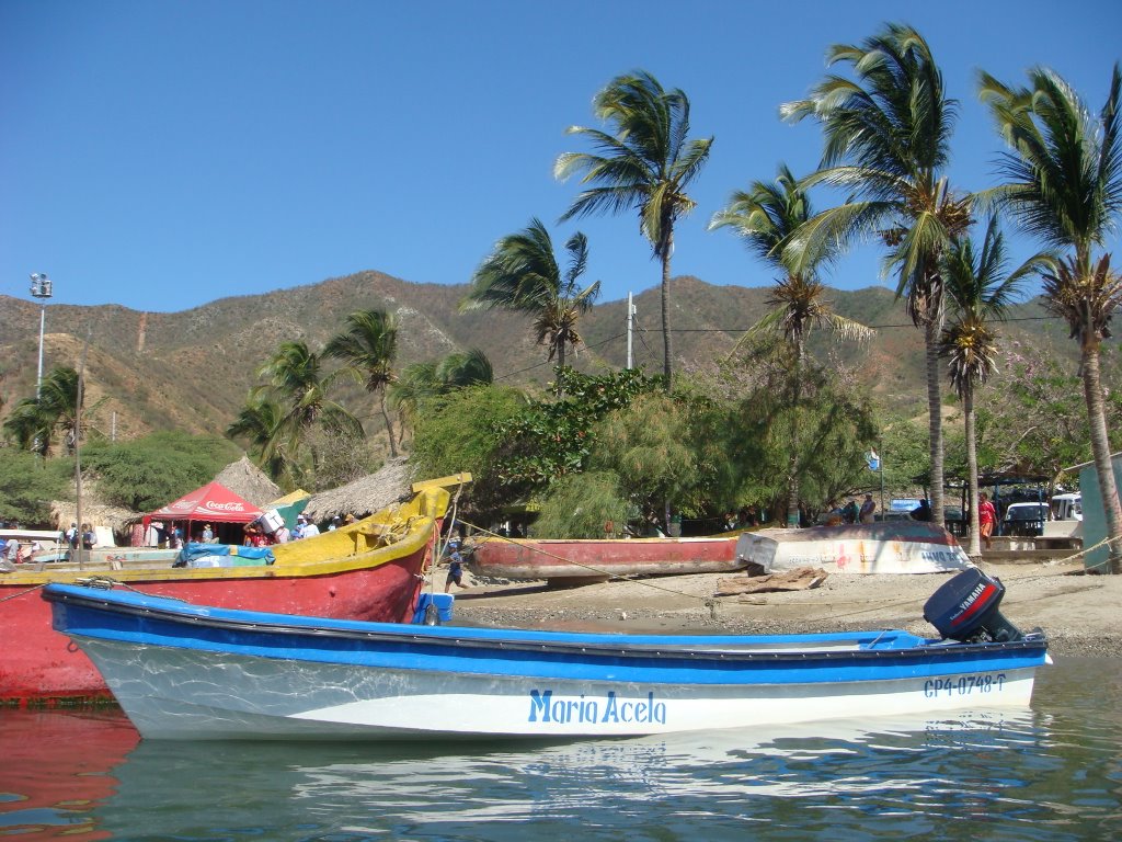 Taganga, Colombia by Hector Salazar