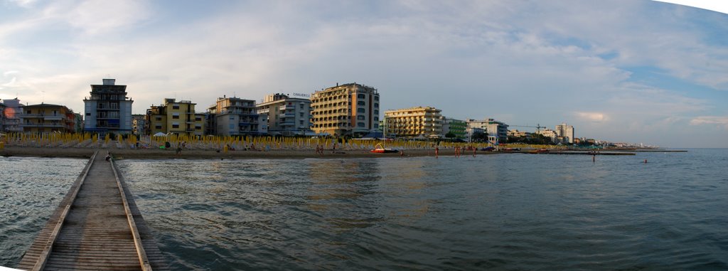 Jesolo, beach panorama by S.Laci