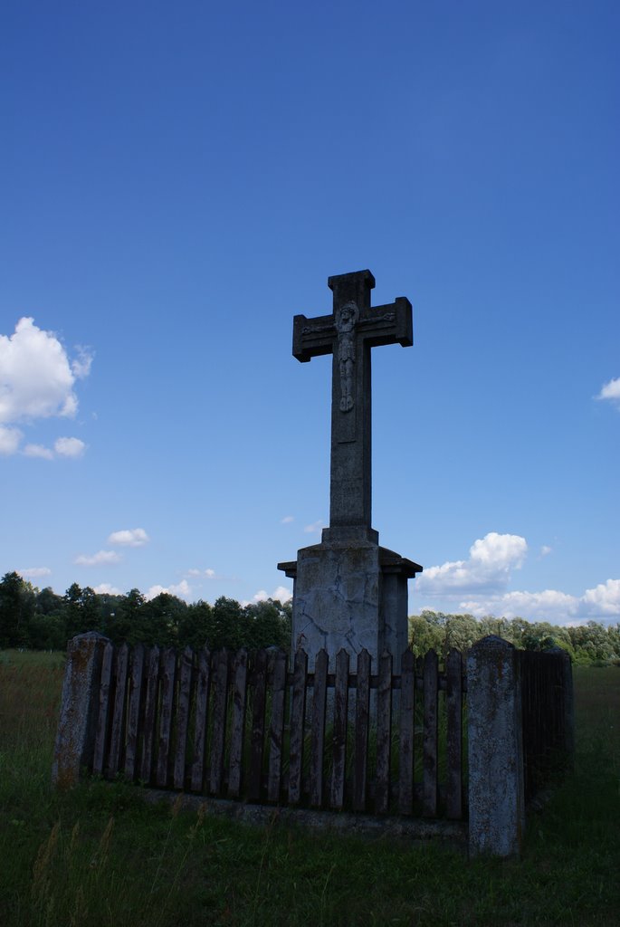 Kodeń. Crucifix. Podlasie. Poland. by wurkut